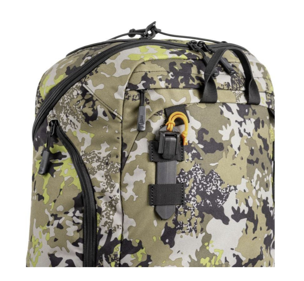 アルティメイト バックパック M / ULTIMATE Backpack M HunTech CAMO